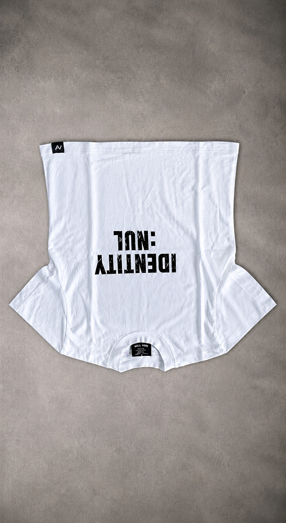 IDENTITY: NUL - CROPPED TEE